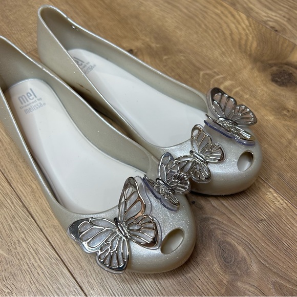 Mel by Melissa Ultragirl Fly II Flat size 3 - Picture 4 of 12